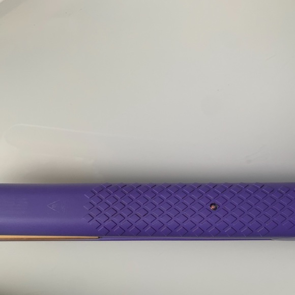 ❗️SOLD❗️Corioliss Purple Ceramic Ionic Flat Iron - Picture 10 of 10